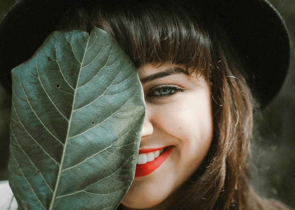 10 Tips To Whiten Your Teeth And Avoid Stains. Dentist in Beaverton, OR. Dr. Lennie D. Wong, DMD, FAGD, Dr. Maikhanh (MK) Tran, DMD. Beaverton TenderCare